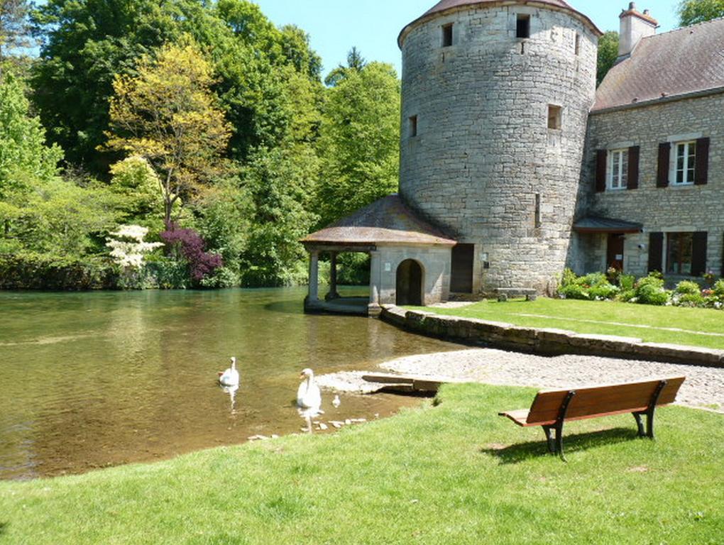 Le Gite Du Petit Lavoir Beze Номер фото